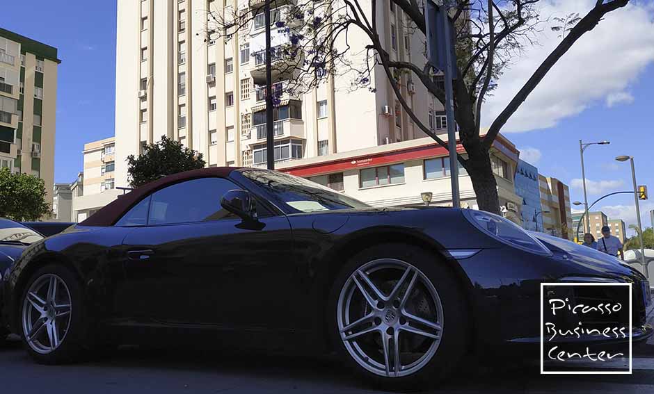 Óptica ÓⓇ, Santander Consumer Finance, Mario Bernal n'abahungu na bagenzi babo ubwishingizi